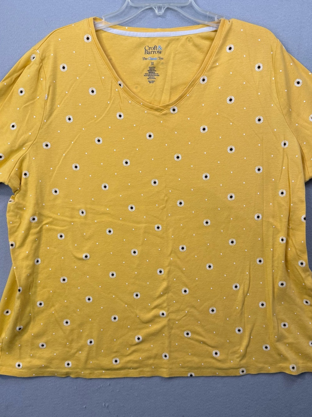 Croft & Barrow Classic Tee Womens 3X Yellow Daisy Floral V-Neck Short Sleeve Top